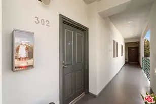 201 N Manhattan Pl, Los Angeles, CA 90004 - Photo 9