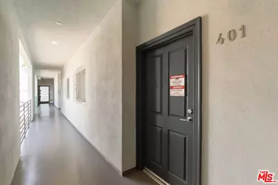 201 N Manhattan Pl, Los Angeles, CA 90004 - Photo 7