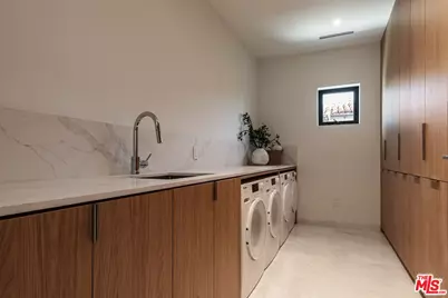 248 19th St, Santa Monica, CA 90402 - Photo 29