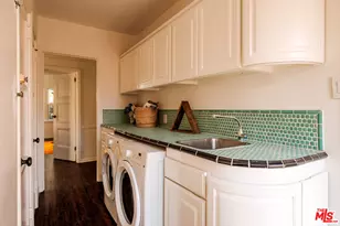 1338 S Sierra Bonita Ave, Los Angeles, CA 90019 - Photo 19