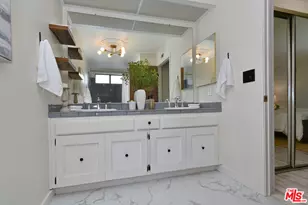 22522 Avenue San Luis, Woodland Hills, CA 91364 - Photo 31