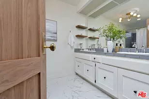 22522 Avenue San Luis, Woodland Hills, CA 91364 - Photo 29