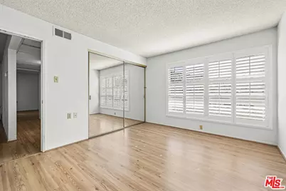 824 Pinetree Cir #14, Thousand Oaks, CA 91360 - Photo 11