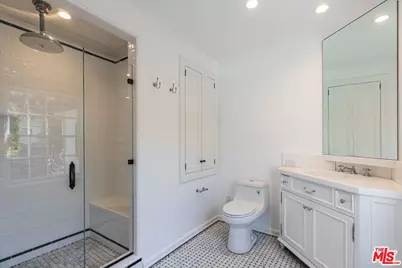 1248 N Wetherly Dr, Los Angeles, CA 90069 - Photo 25