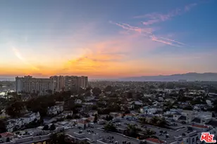 13700 Marina Pointe Dr, Marina del Rey, CA 90292 - Photo 3