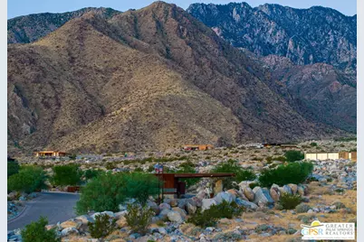2335 Vista Distancia, Palm Springs, CA 92262 - Photo 7