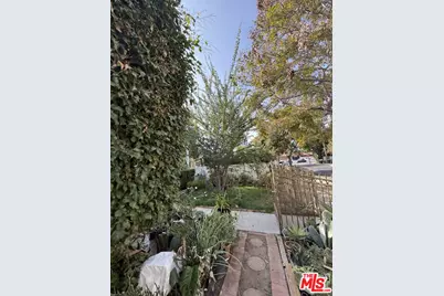 6640 Leland Way, Los Angeles, CA 90028 - Photo 3