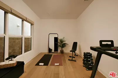 20511 W Hummingbird Ct, Porter Ranch, CA 91326 - Photo 15