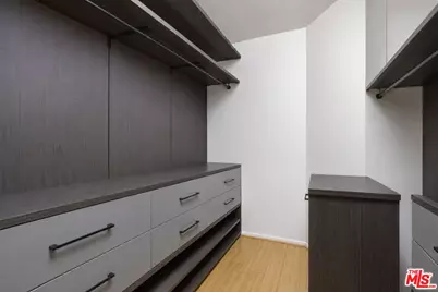 201 Ocean Ave #305B, Santa Monica, CA 90402 - Photo 17