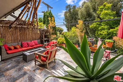 7432 Woodrow Wilson Dr, Los Angeles, CA 90046 - Photo 9