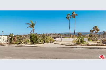 16640 Linda Ter, Pacific Palisades, CA 90272 - Photo 3