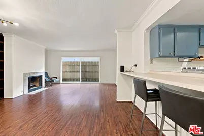 11918 Avon Way #102, Los Angeles, CA 90066 - Photo 17