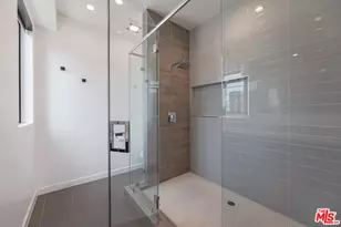 345 N La Fayette Park Pl, Los Angeles, CA 90026 - Photo 21