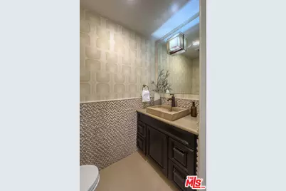 11715 Chenault St #204, Los Angeles, CA 90049 - Photo 33