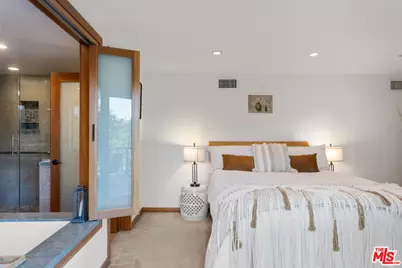 1239 Fernwood Pacific Dr, Topanga, CA 90290 - Photo 33