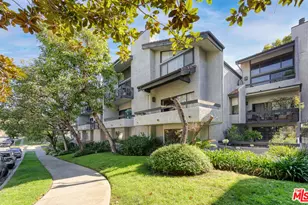 1920 Pandora Ave, Los Angeles, CA 90025 - Photo 33