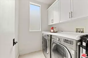 13071 Bluff Creek Dr, Los Angeles, CA 90094 - Photo 45