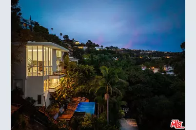 9340 Readcrest Dr, Beverly Hills, CA 90210 - Photo 3
