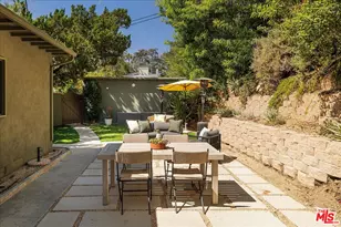 1011 W Mountain St, Glendale, CA 91202 - Photo 35