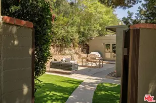 1011 W Mountain St, Glendale, CA 91202 - Photo 37