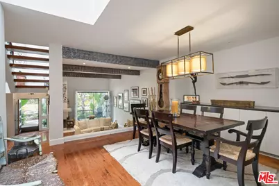 17204 Palisades Cir, Pacific Palisades, CA 90272 - Photo 21