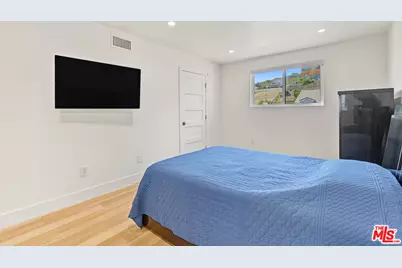 13038 Garris Ave, Granada Hills, CA 91344 - Photo 15