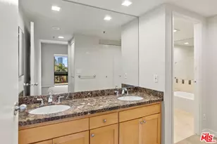 10445 Wilshire Blvd, Los Angeles, CA 90024 - Photo 35