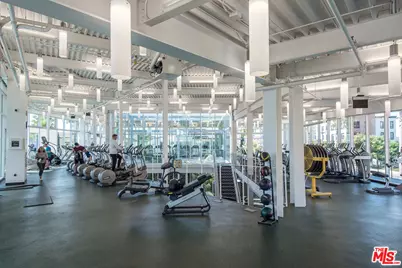 12912 Discovery Crk, Playa Vista, CA 90094 - Photo 51