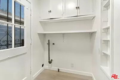 8064 Wakefield Ave, Panorama City, CA 91402 - Photo 7