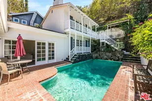 9828 Easton Dr, Beverly Hills, CA 90210 - Photo 17