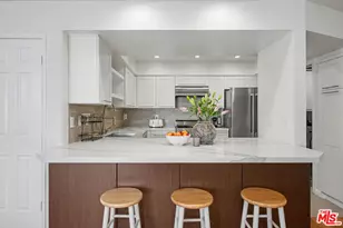 1250 Amherst Ave, Los Angeles, CA 90025 - Photo 11