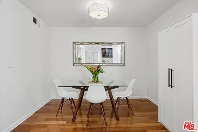 1250 Amherst Ave #302, Los Angeles, CA 90025 - Photo 15