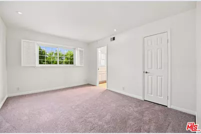 10669 La Grange Ave, Los Angeles, CA 90025 - Photo 39