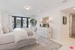 11715 Chenault St, Los Angeles, CA 90049 - Photo 19