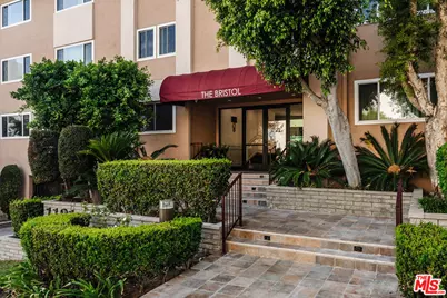 1121 N Olive Dr #210, West Hollywood, CA 90069 - Photo 15