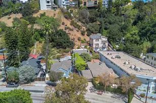 2652 N Beachwood Dr, Los Angeles, CA 90068 - Photo 13