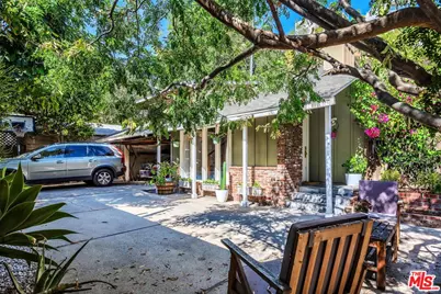 2652 N Beachwood Dr, Los Angeles, CA 90068 - Photo 39