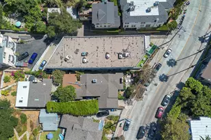2652 N Beachwood Dr, Los Angeles, CA 90068 - Photo 41