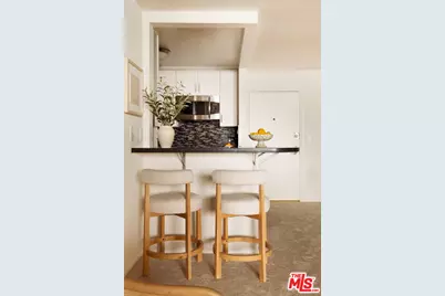 8640 Gulana Ave #J2016, Playa del Rey, CA 90293 - Photo 23