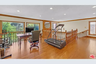 1242 Angelo Dr, Beverly Hills, CA 90210 - Photo 27