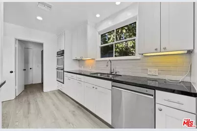 6114 Buffalo Ave, Van Nuys, CA 91401 - Photo 7