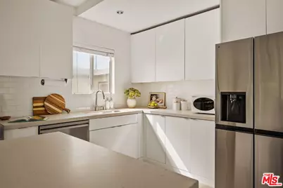 12545 Walsh Ave, Los Angeles, CA 90066 - Photo 7