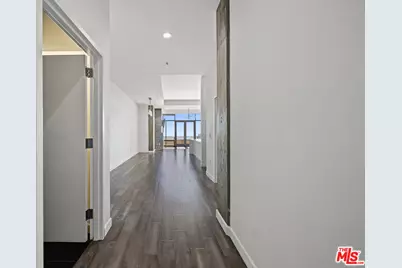 1111 S Grand Ave #Ph6, Los Angeles, CA 90015 - Photo 41