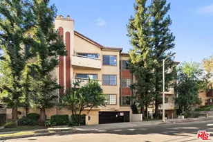 14630 Dickens St, Sherman Oaks, CA 91403 - Photo 1