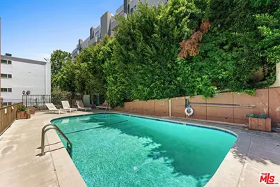 540 Kelton Ave #501, Los Angeles, CA 90024 - Photo 17