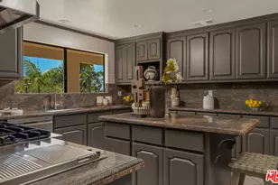 29081 Pacific Coast Hwy, Malibu, CA 90265 - Photo 15