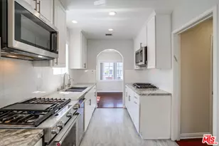 12631 Miranda St, Valley Village, CA 91607 - Photo 15