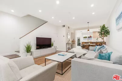 2405 34th St #27, Santa Monica, CA 90405 - Photo 1