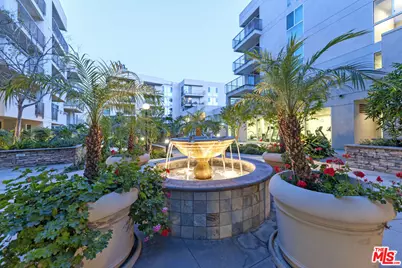 267 S San Pedro St #320, Los Angeles, CA 90012 - Photo 29