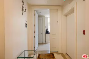 132 S Maple Dr, Beverly Hills, CA 90212 - Photo 5